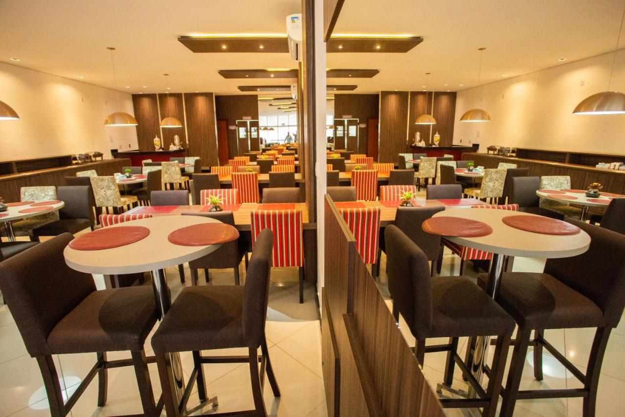 Carlton Plaza Torre Hotel Araxá Buitenkant foto