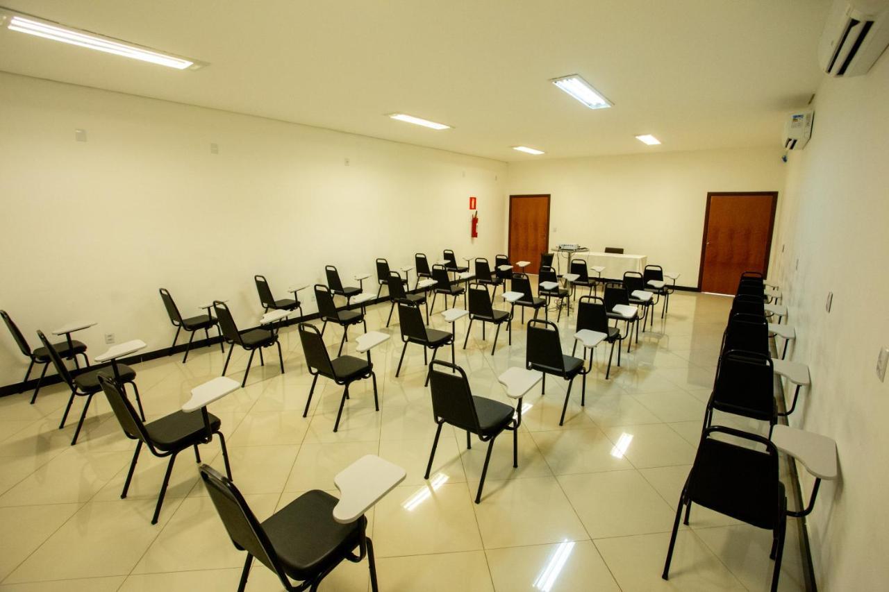 Carlton Plaza Torre Hotel Araxá Buitenkant foto