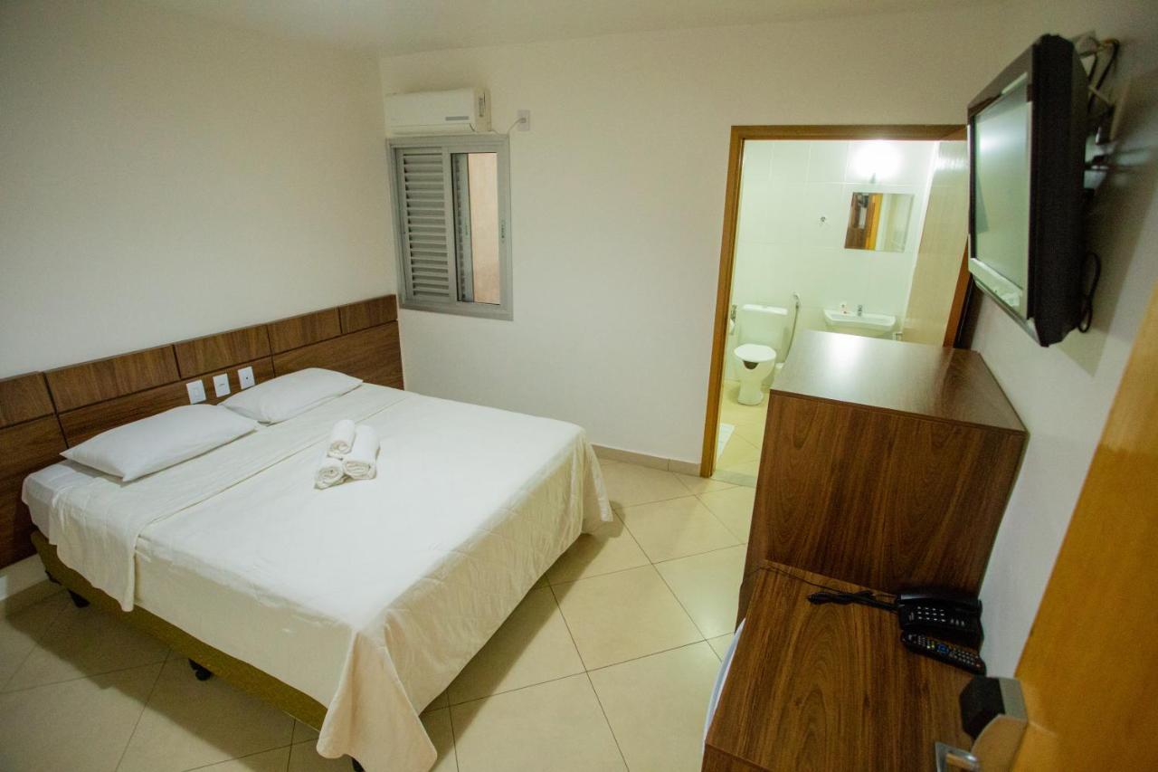 Carlton Plaza Torre Hotel Araxá Buitenkant foto