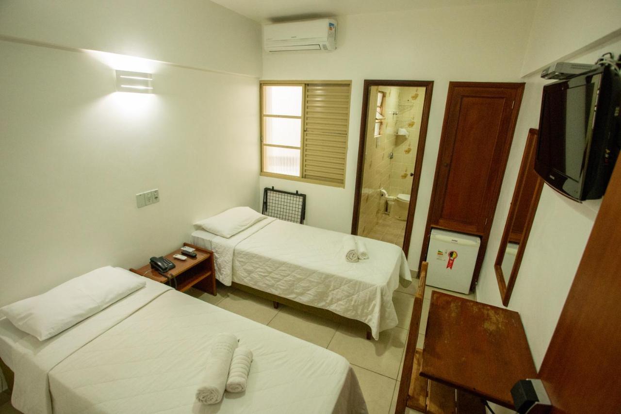 Carlton Plaza Torre Hotel Araxá Buitenkant foto